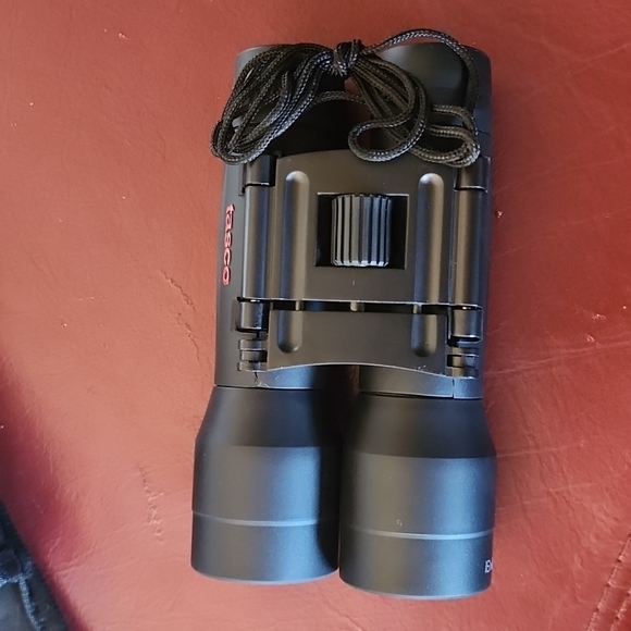 💚HP💚 NIB Tasco: Essentials 16x32 Binocular Jumelles - Picture 2 of 9